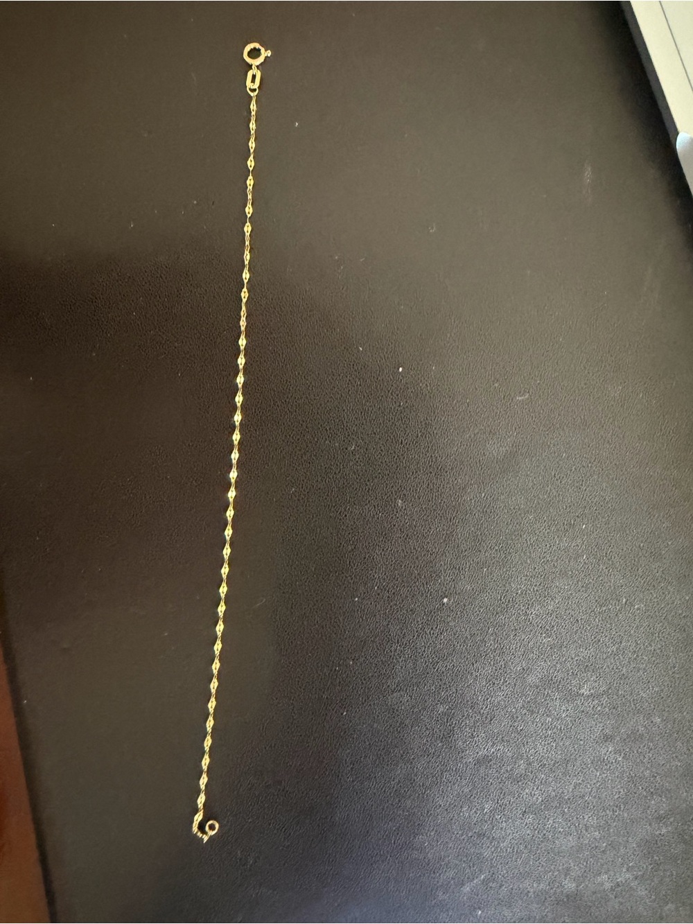 10kt Gold Twisted Chain Bracelet - Elegant Women's Jewelry
